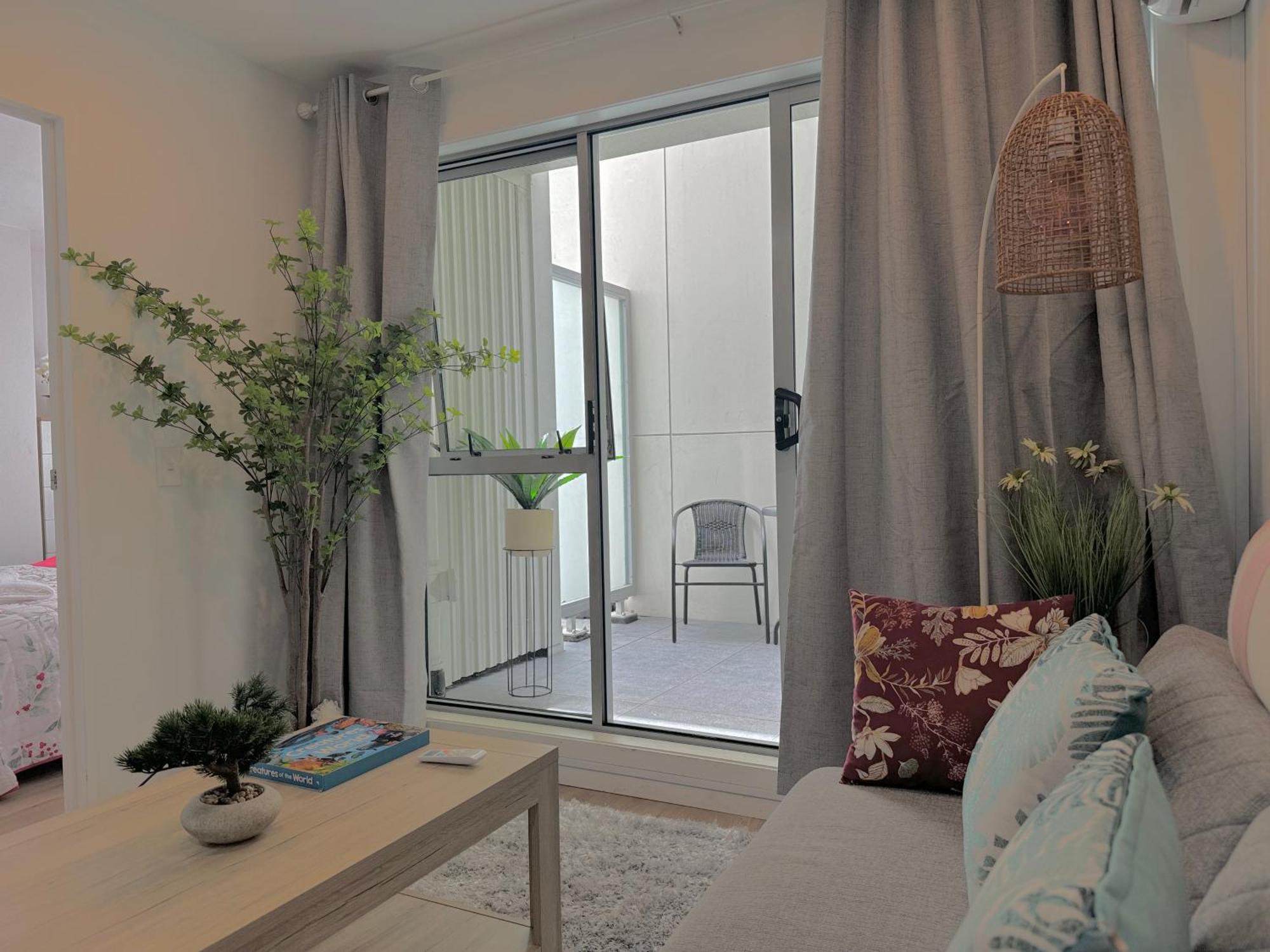 Stunning 3 Bd - 2 Bth City Apt - Pool & Carpark Auckland Exterior photo